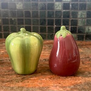 Cute Little Green Pepper and Eggplant Salt and Pepper Shakers